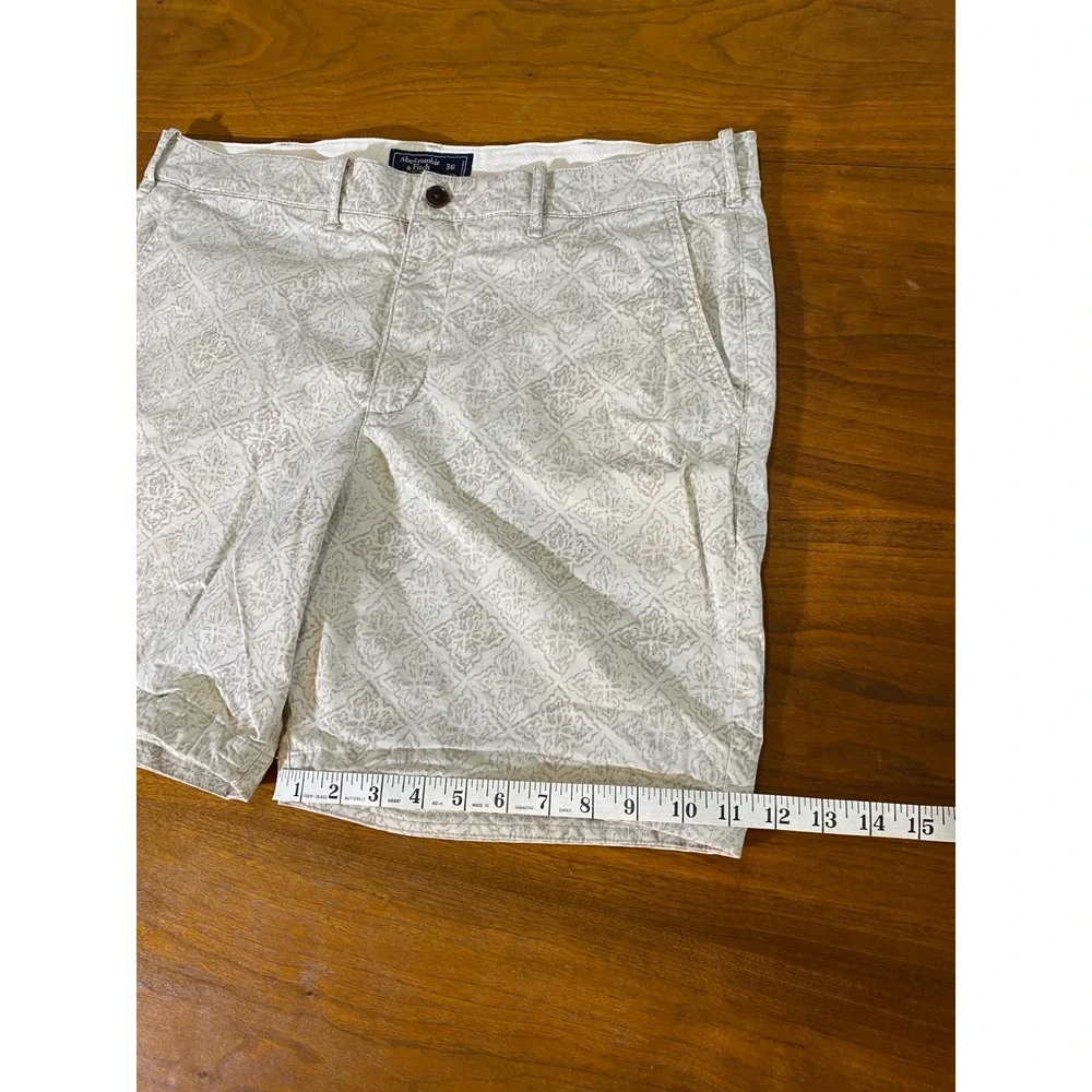 Tan Abercrombie & Fitch Stretch Chino Shorts Medallion Print (Mens 36